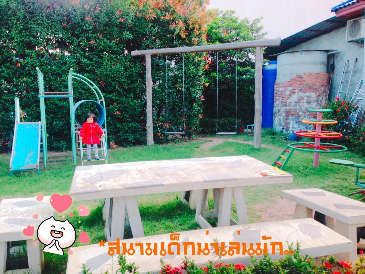 Baan Tawan Shine Surin酒店 外观 照片